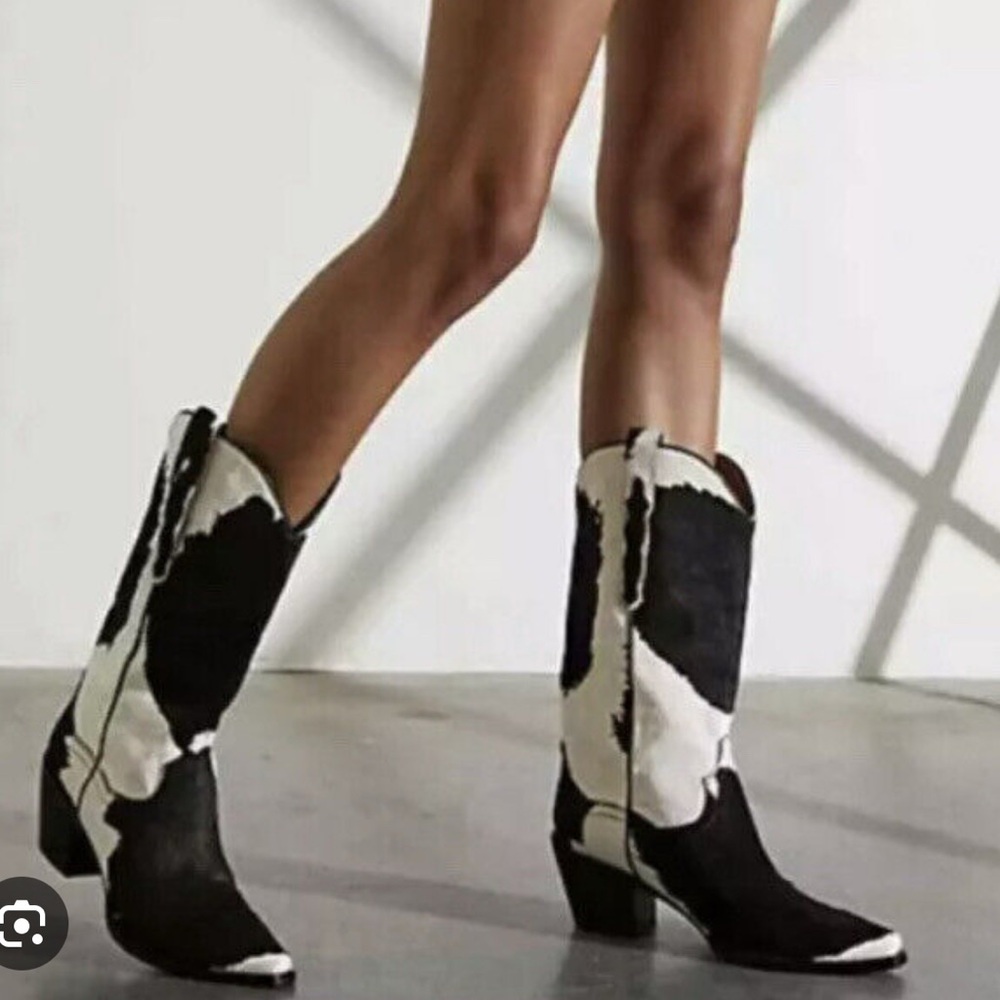 Black and White cow Print Women's Cowboy Boots. Jeffrey Campbell dagget boot